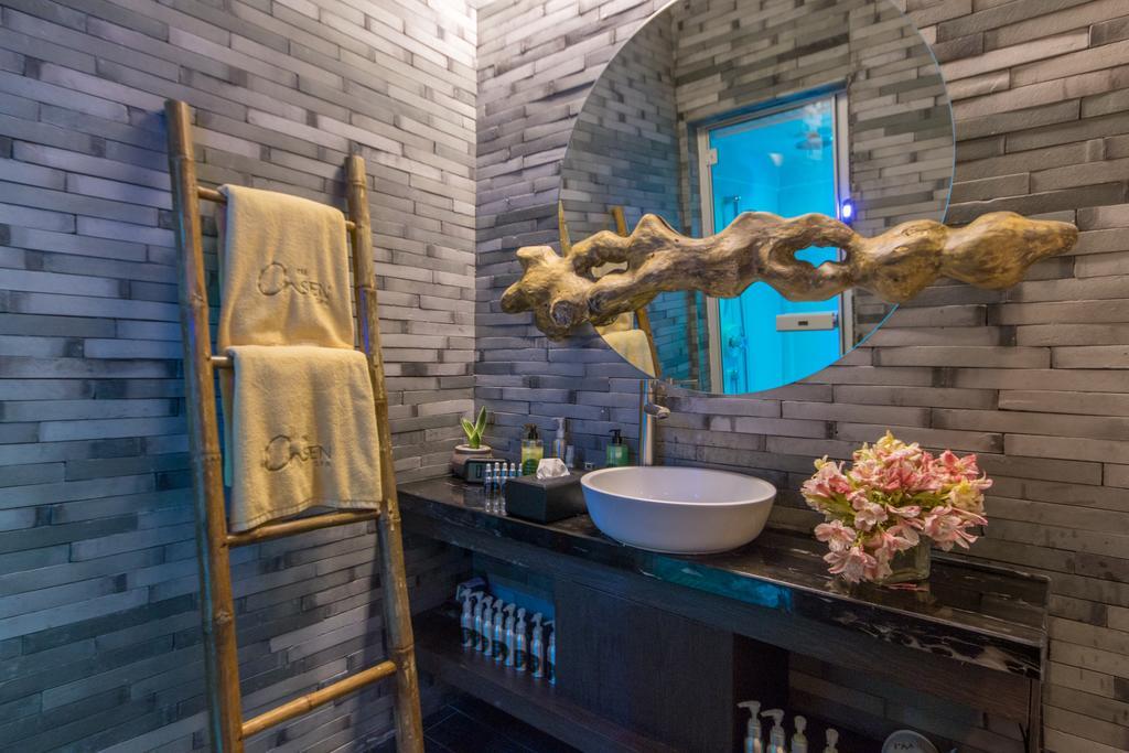 I'M Hotel Макати Экстерьер фото Bathroom